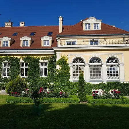 Palac Bugaj * Raszkow (Greater Poland)